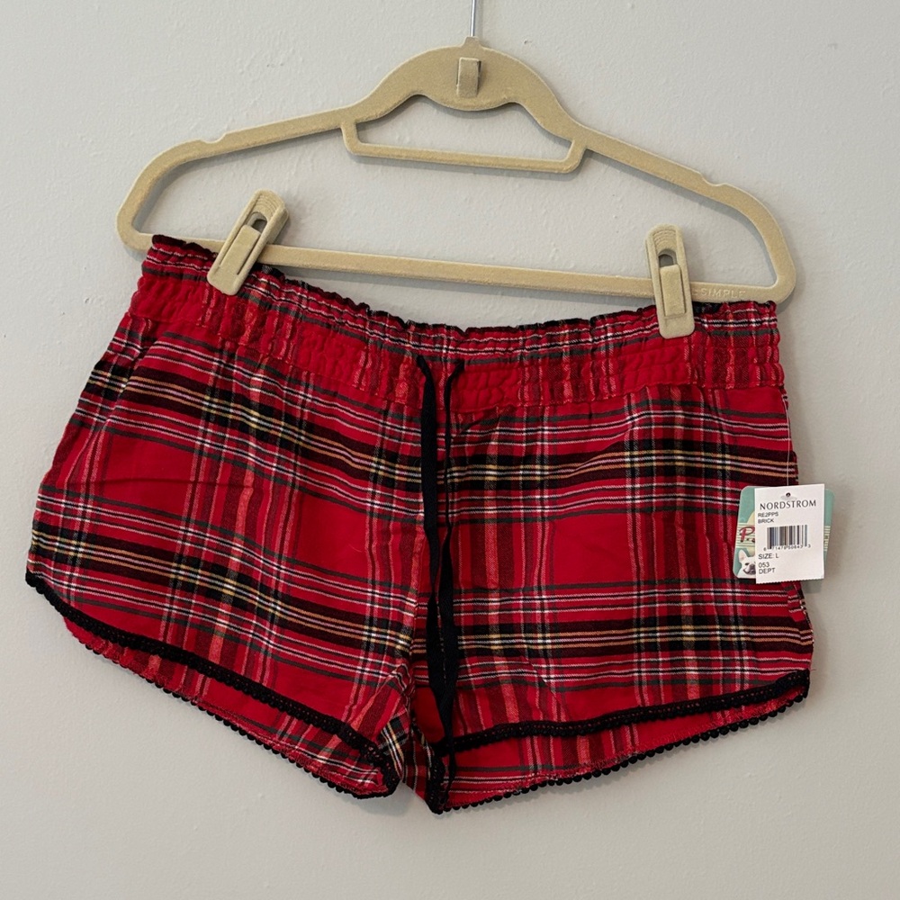 Nordstrom Women's Red Plaid Athletic Shorts